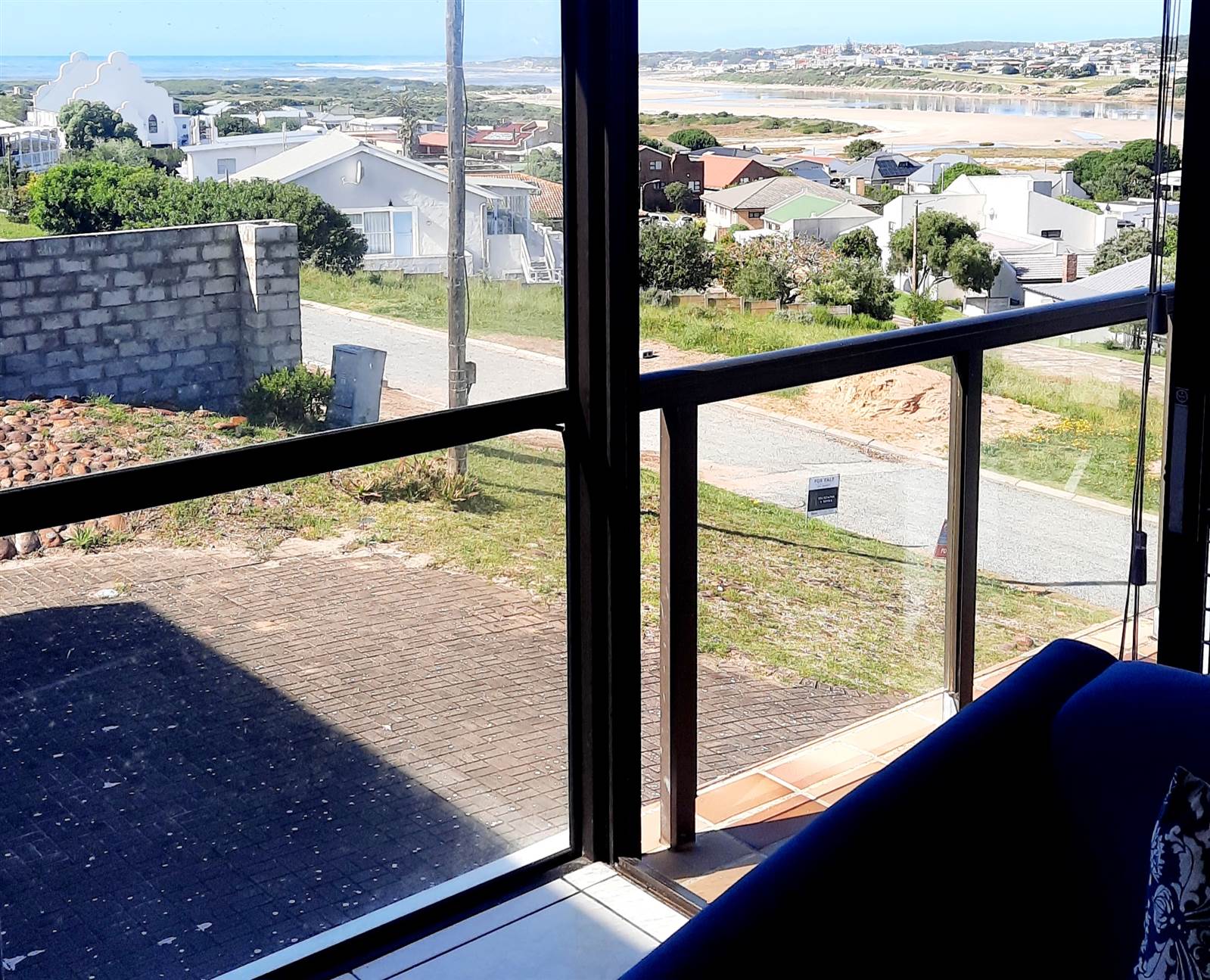 6 Bed House in Stilbaai photo number 10