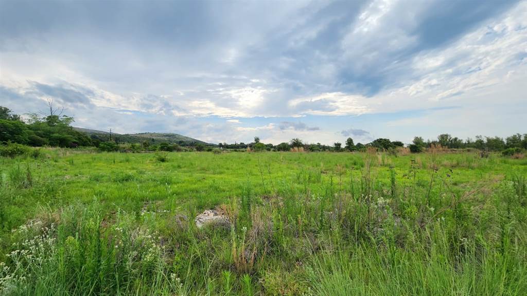 14.6 ha Land available in Wildebeeshoek AH photo number 3