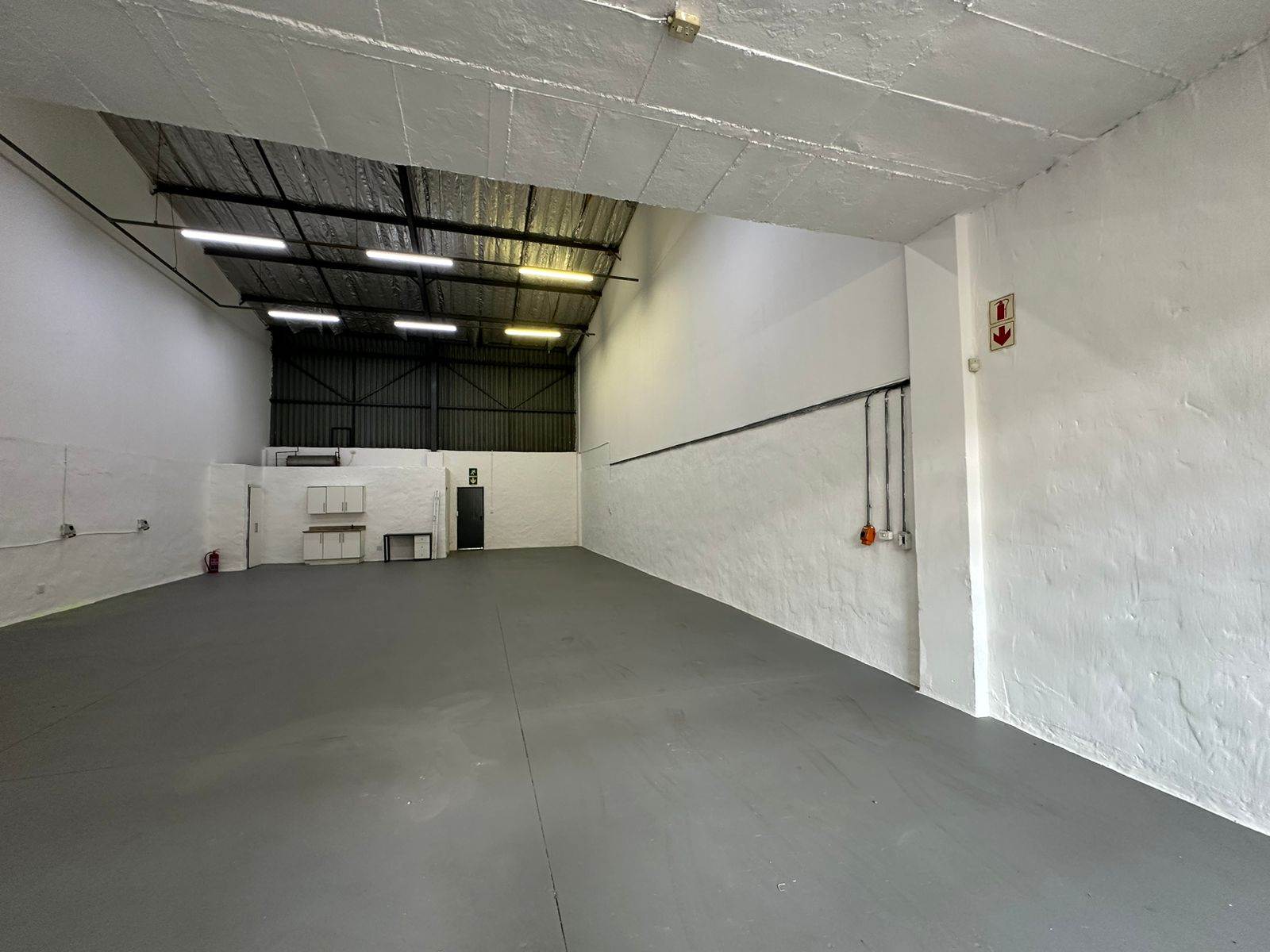 300  m² Industrial space in Glen Austin photo number 7