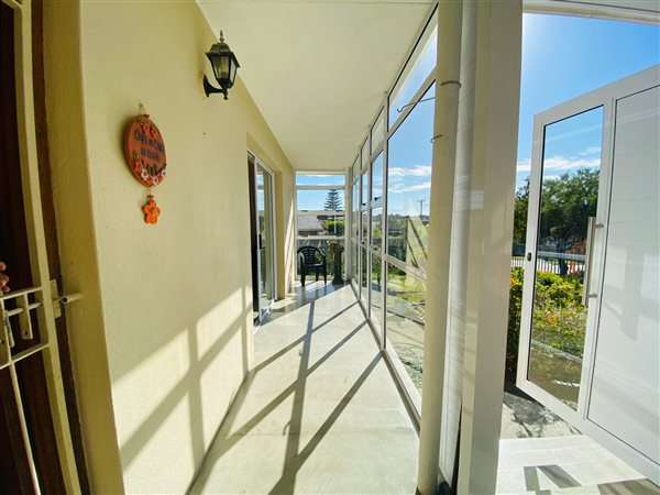 3 Bedroom House 3 Bedroom House