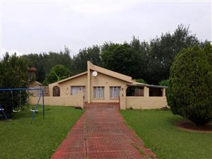 3 Bed House in Lennoxton