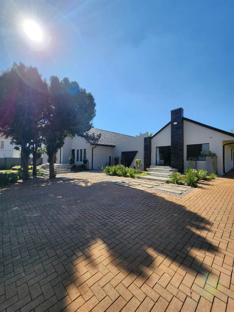 7 Bed House in Raslouw photo number 16