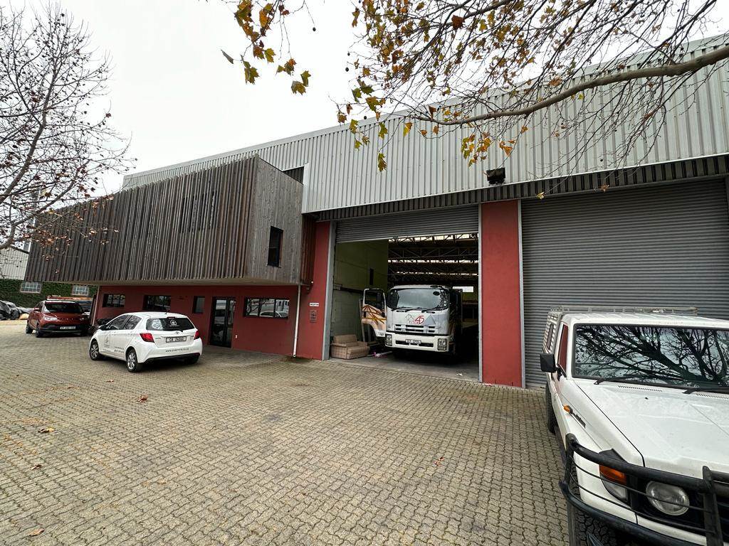 1920  m² Industrial space in Triangle Farm photo number 14