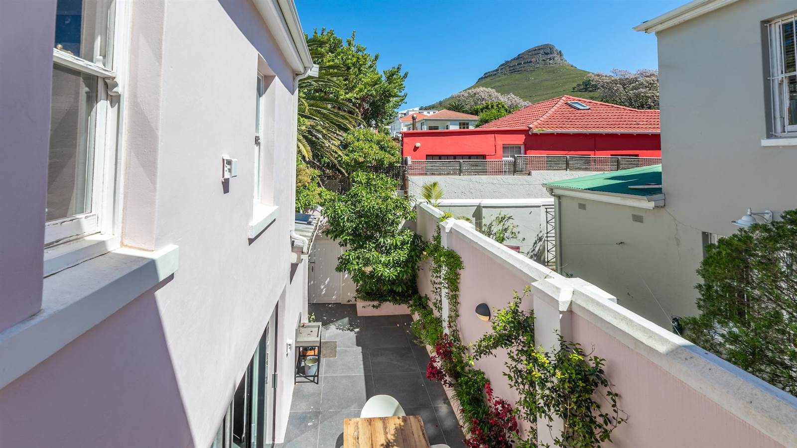 3 Bed House in Tamboerskloof photo number 21