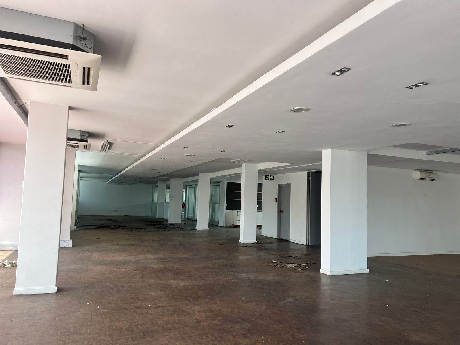 551  m² Commercial space in Parktown North photo number 13