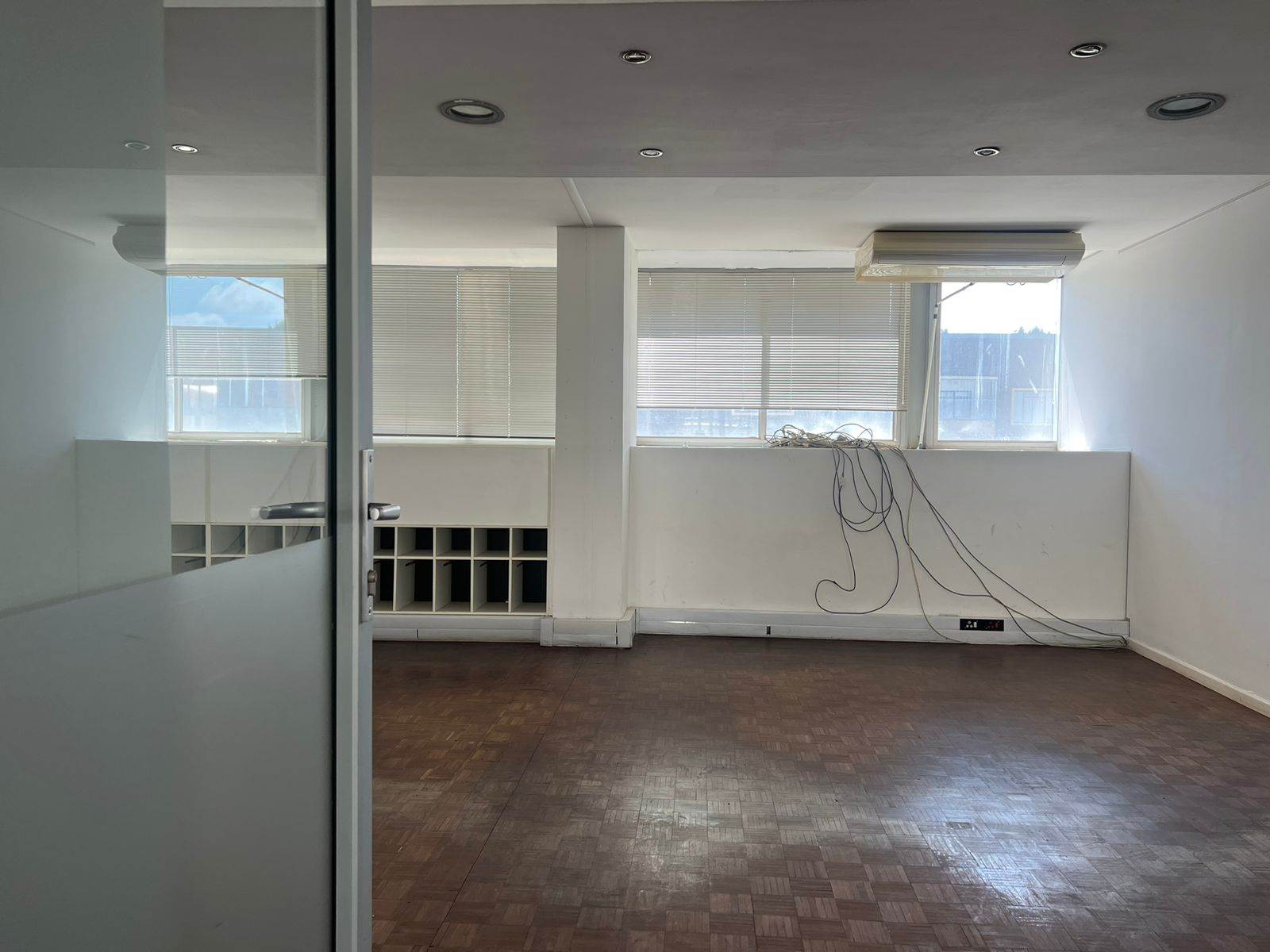 551  m² Commercial space in Parktown North photo number 11