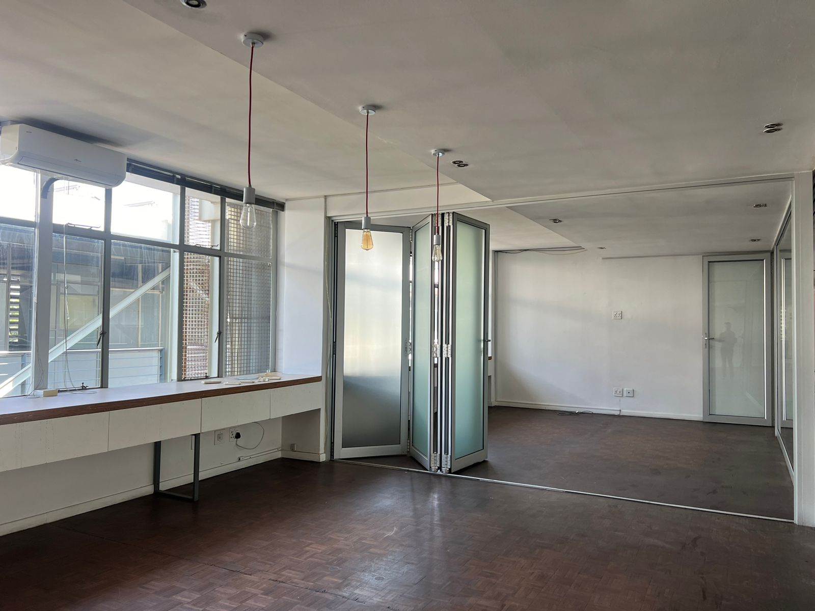 551  m² Commercial space in Parktown North photo number 5