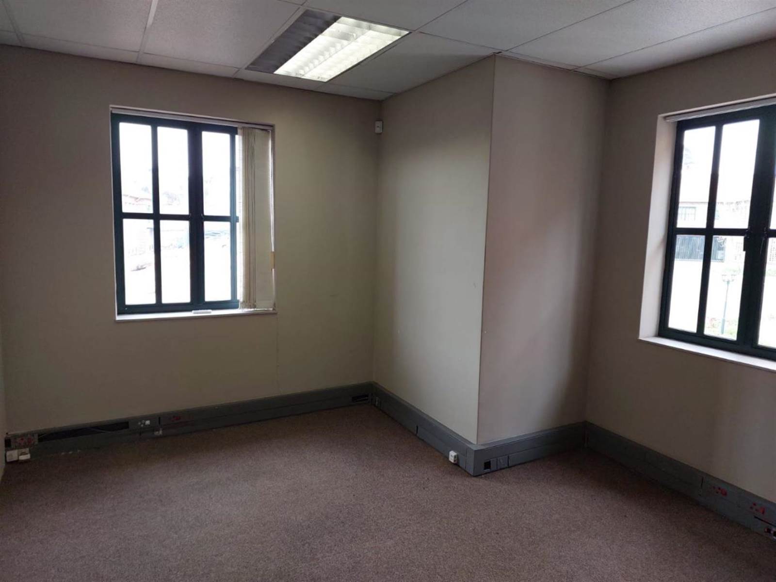 336  m² Commercial space in Bryanston photo number 10