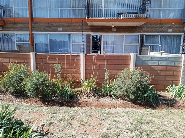 2 Bedroom Flat 2 Bedroom Flat