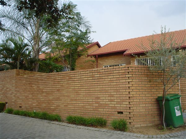 2 Bedroom Townhouse 2 Bedroom Townhouse