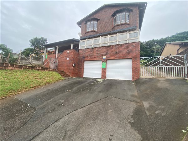 4 Bedroom House 4 Bedroom House