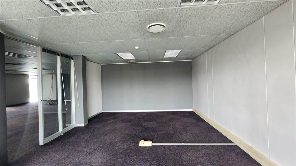 243  m² Commercial space in Centurion CBD photo number 17