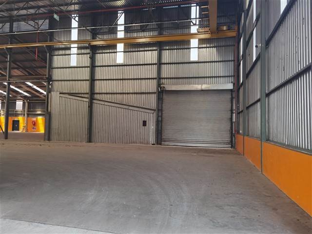 2800  m² Commercial space in Oos-Einde photo number 10