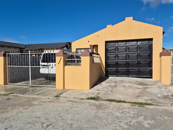 3 Bedroom House 3 Bedroom House