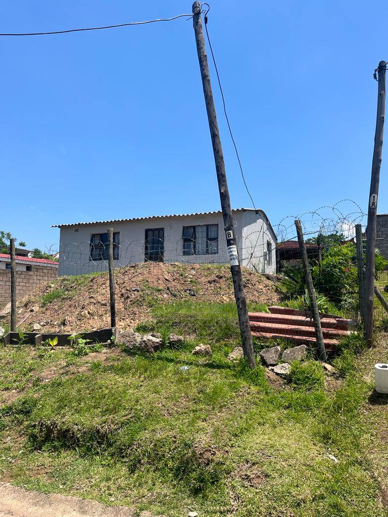 2 Bed House in Kwandengezi photo number 11