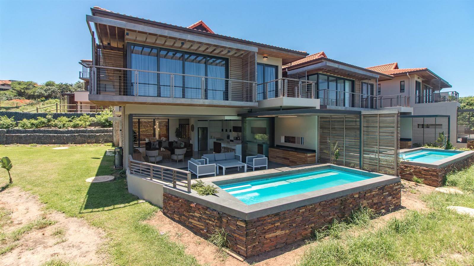 3 Bed House in Zimbali Estate photo number 1