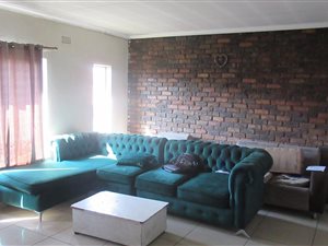 2 Bed Apartment in Kempton Park Ext 3
