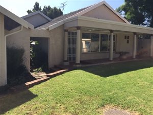 3 Bed House in Aston Manor