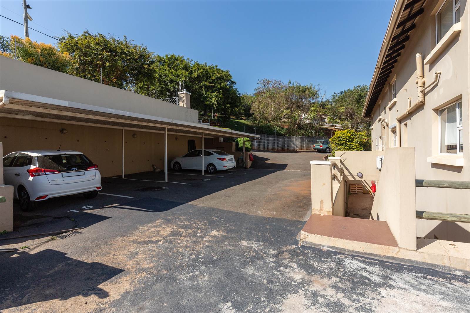 2 Bed Townhouse in La Lucia photo number 18
