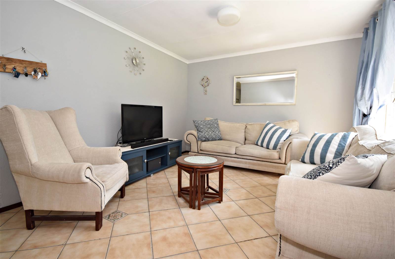 4 Bed House in Bloubosrand photo number 7