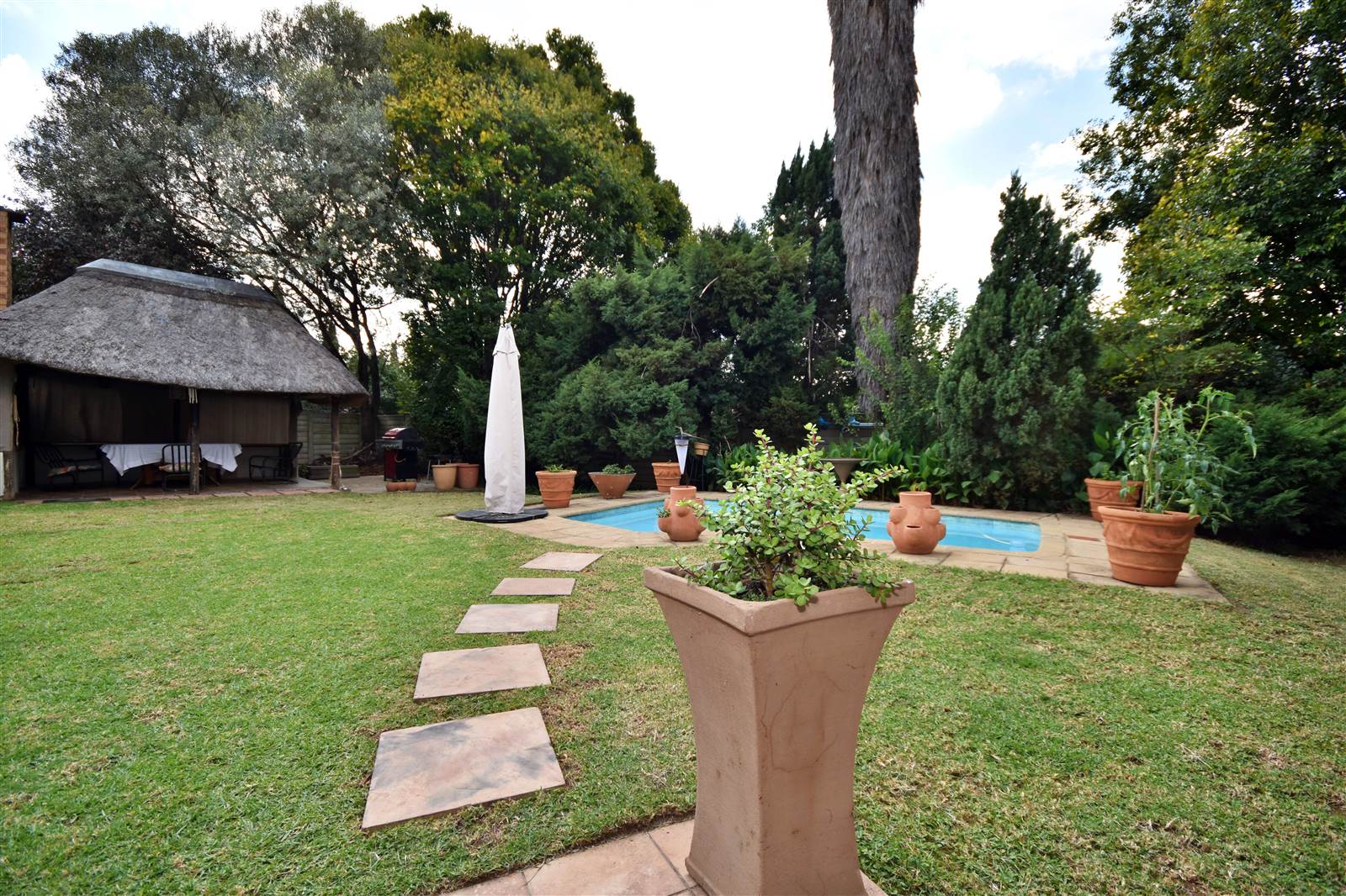 4 Bed House in Bloubosrand photo number 4