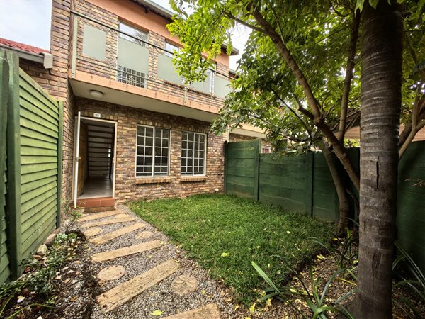 2 Bedroom Duplex 2 Bedroom Duplex