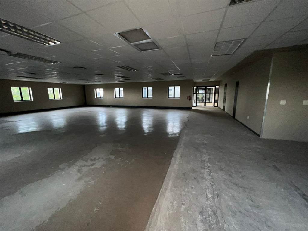 510  m² Commercial space in Strubens Valley photo number 10