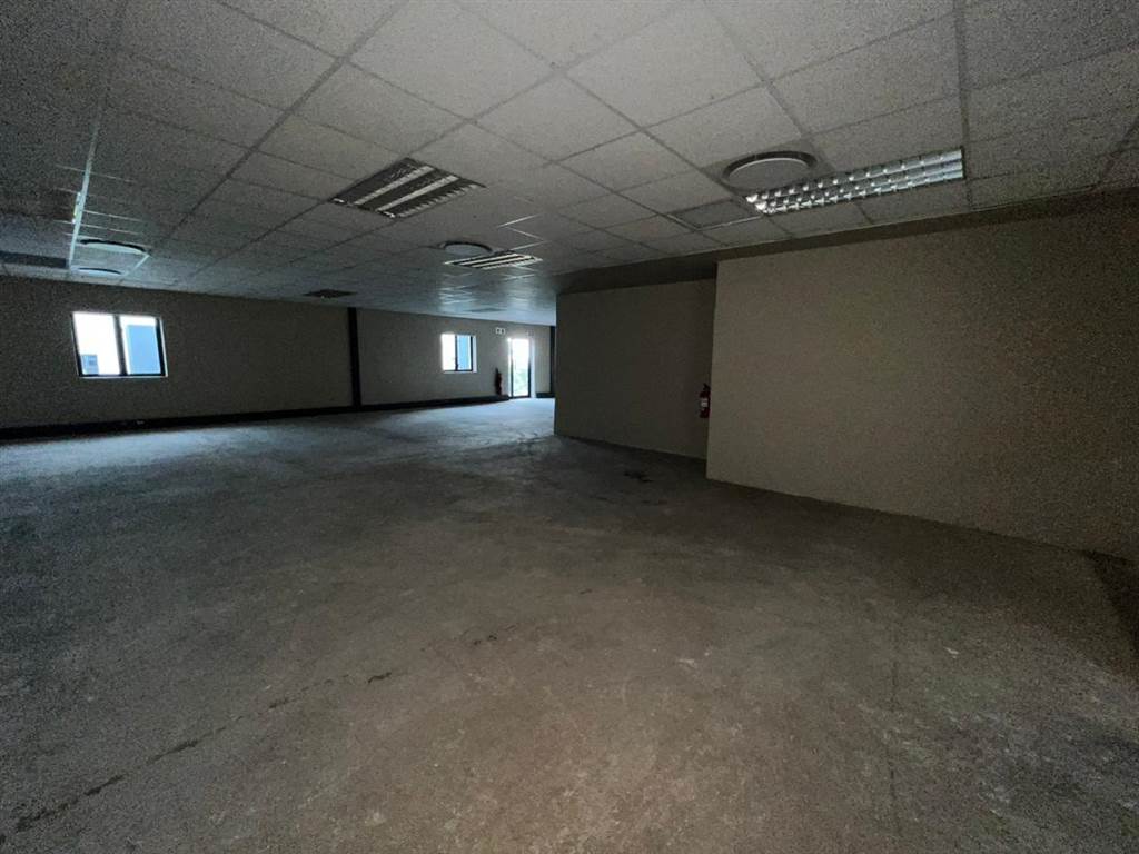 510  m² Commercial space in Strubens Valley photo number 13
