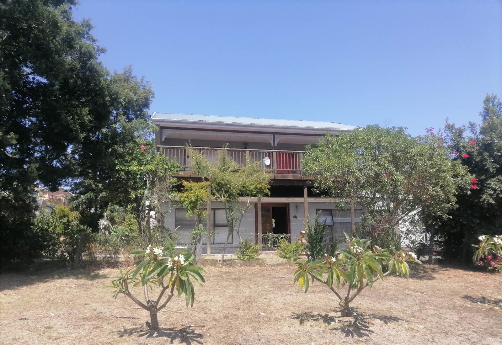 5 Bed House in Great Brak River photo number 2