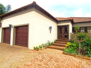 2 Bed Townhouse in Schuinshoogte