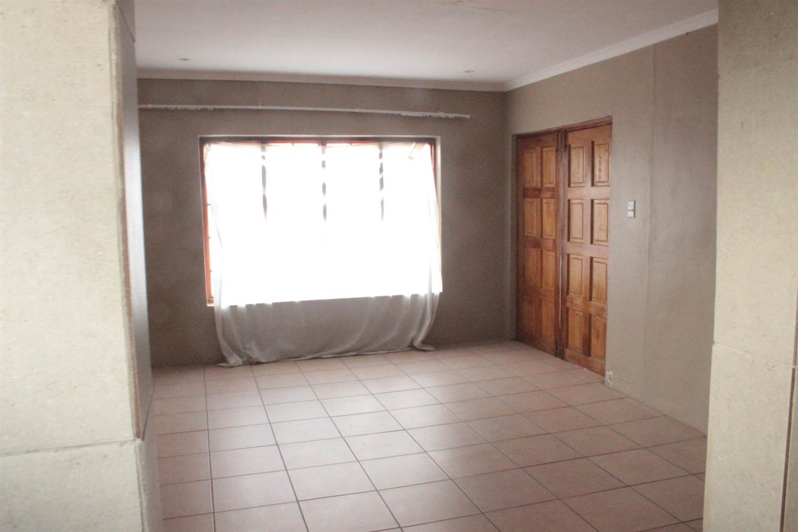 2 Bed House in Mamelodi West photo number 9