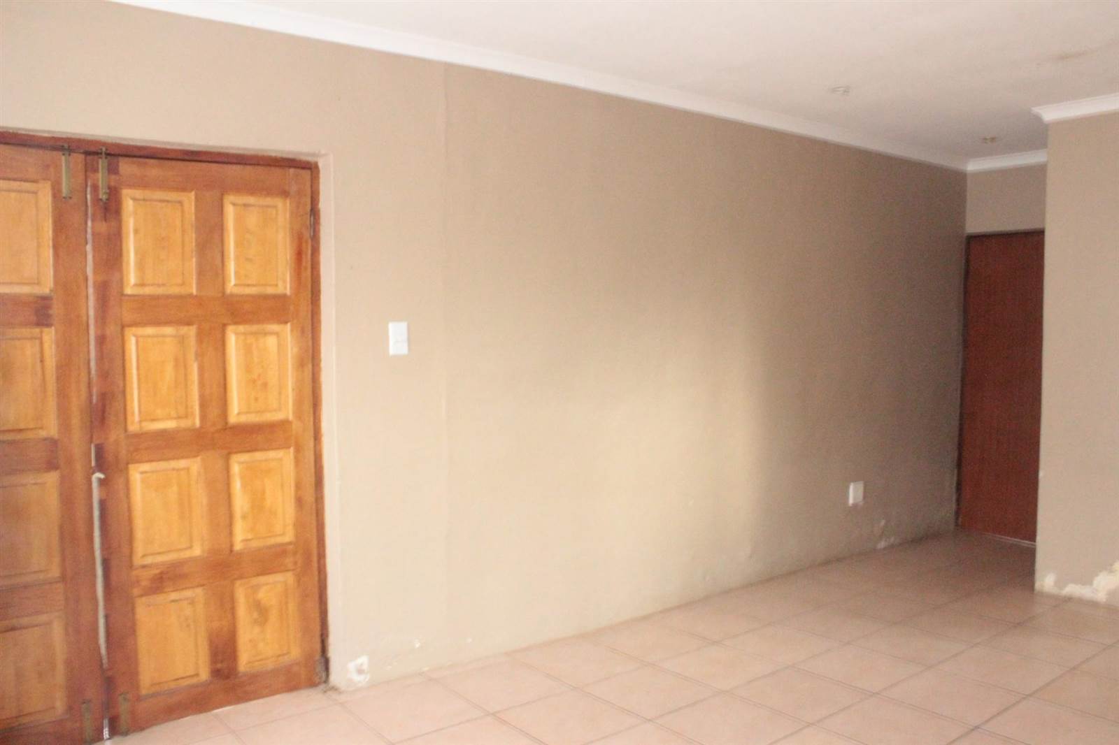 2 Bed House in Mamelodi West photo number 6