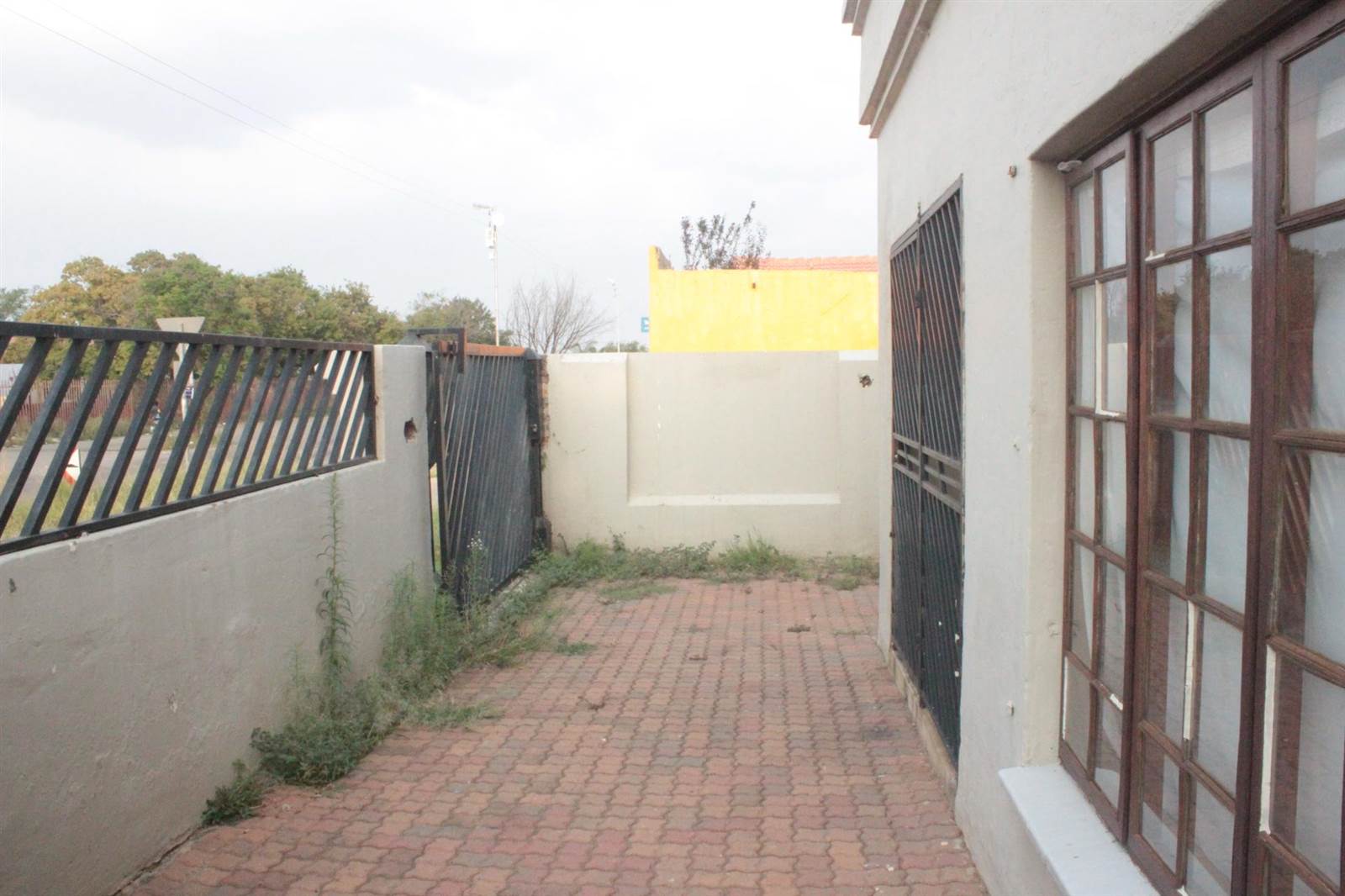 2 Bed House in Mamelodi West photo number 10