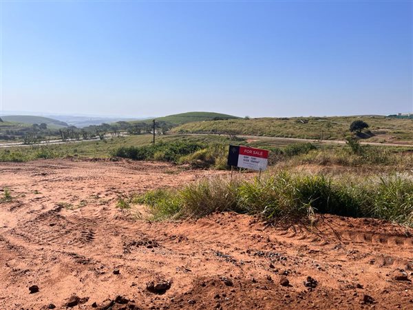 1561 m² Land available in Seaton Estate