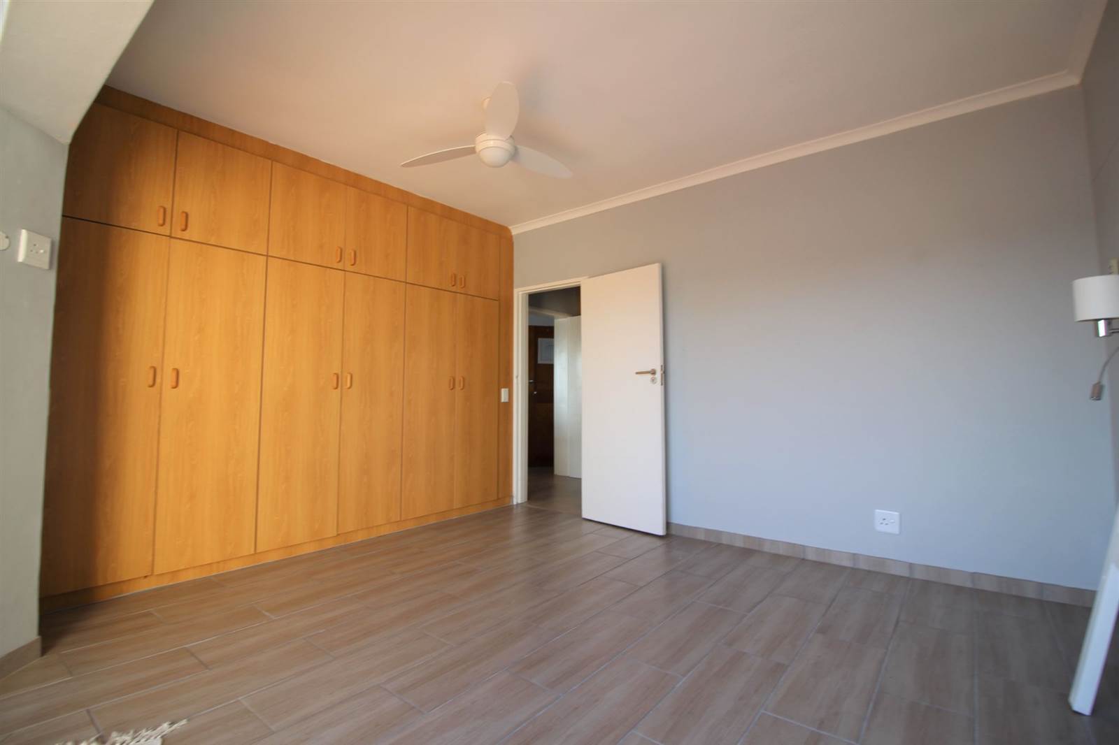 1 Bed Apartment in Port Owen photo number 9