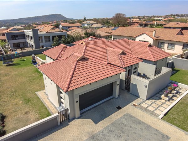4 Bedroom House