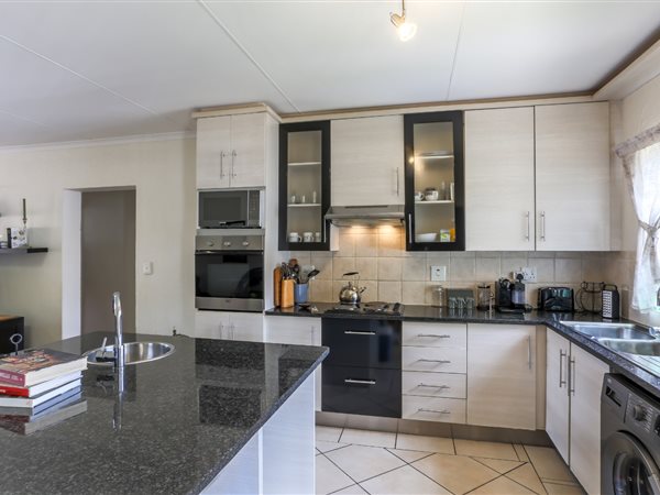 2 Bed Townhouse in North Riding
