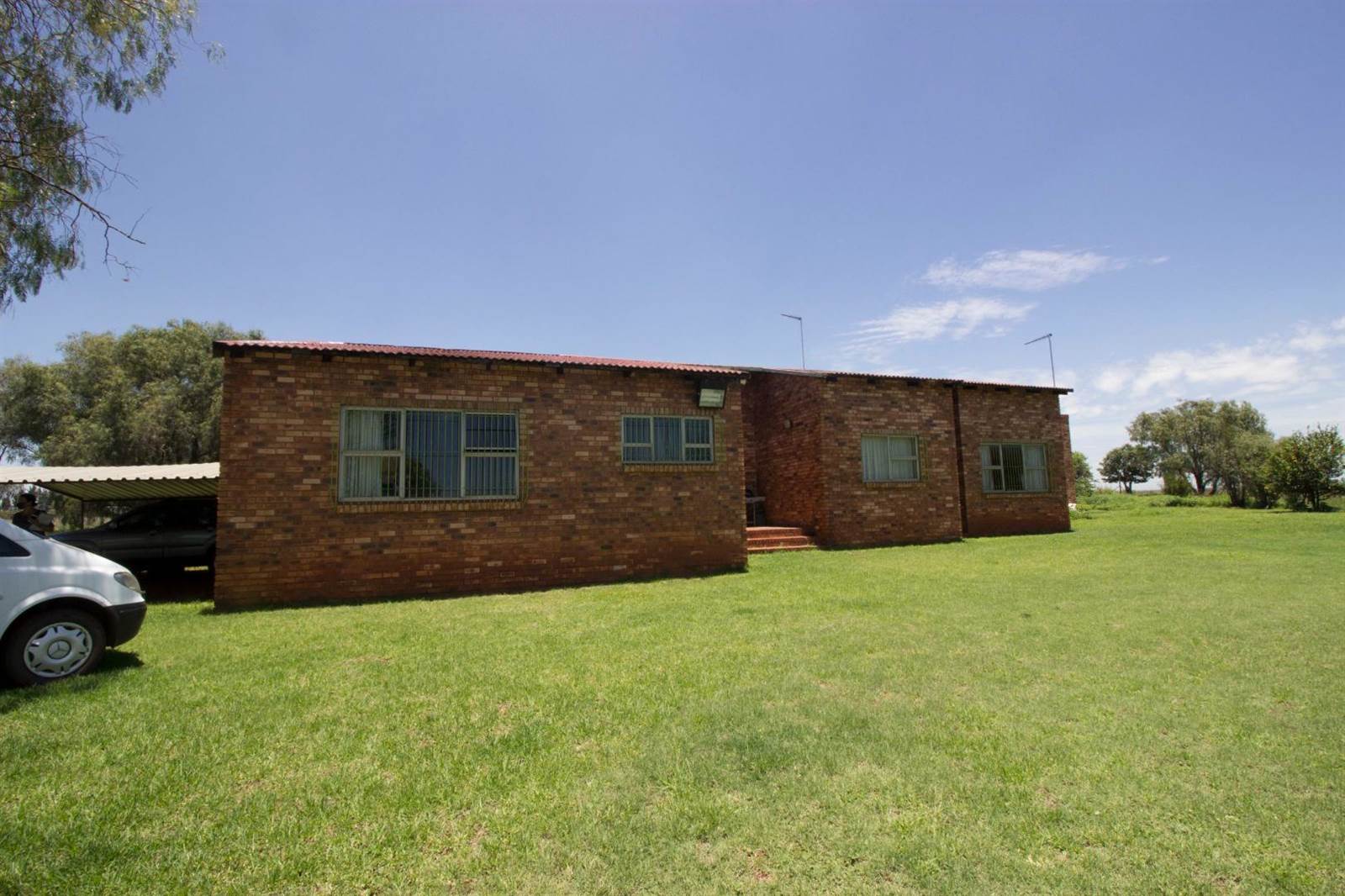 21.9 ha Smallholding in Witbank Central photo number 10