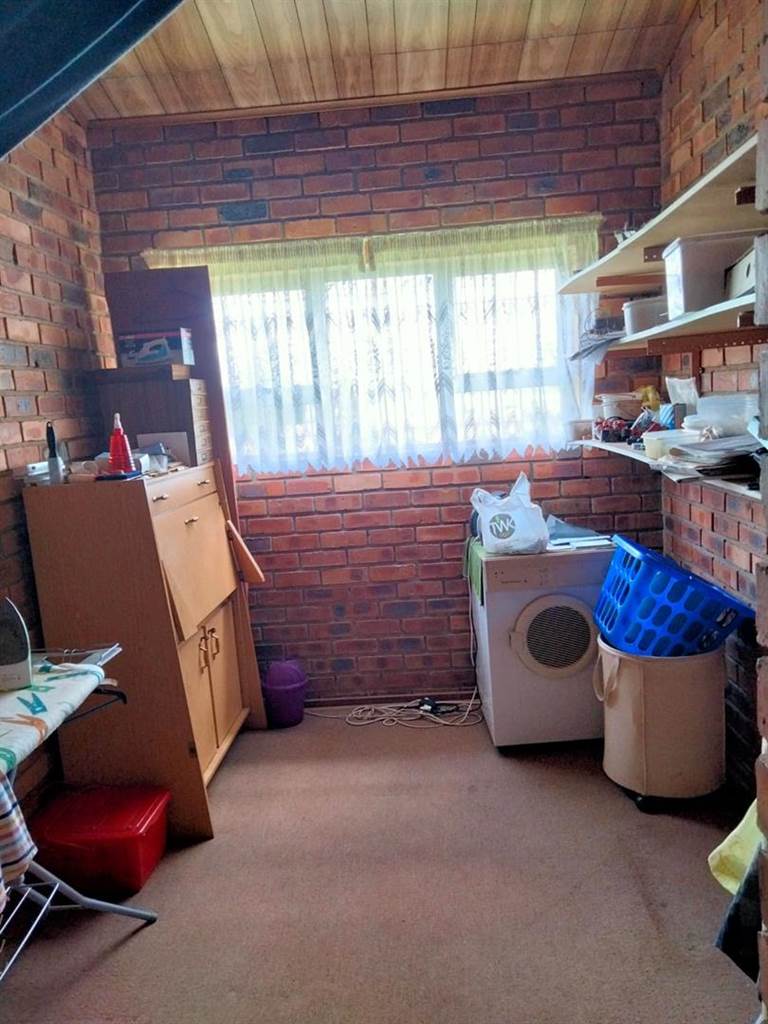 21.9 ha Smallholding in Witbank Central photo number 16