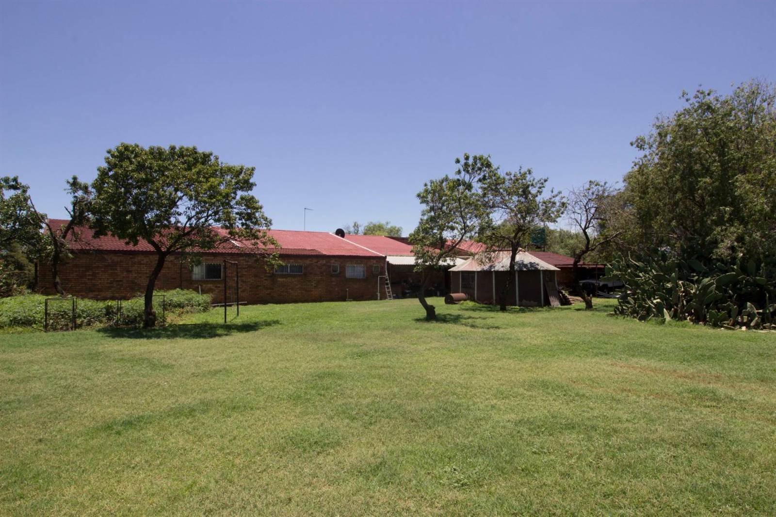 21.9 ha Smallholding in Witbank Central photo number 1