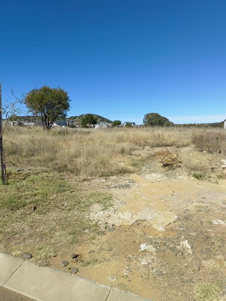 1196 m² Land available in Woodland Hills photo number 2