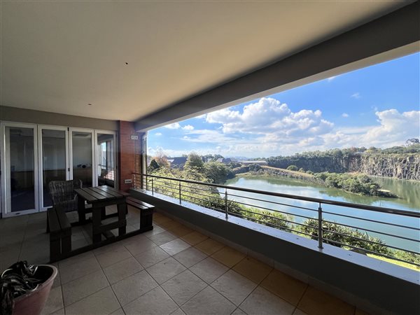 261 m² Commercial space 261 m² Commercial space