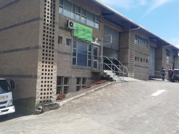 375  m² Industrial space in Pinetown Central