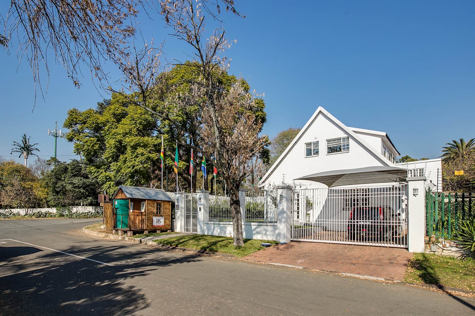 5 Bed House in Parkhurst photo number 19