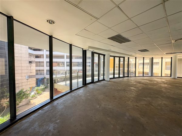 449 m² Commercial space 449 m² Commercial space