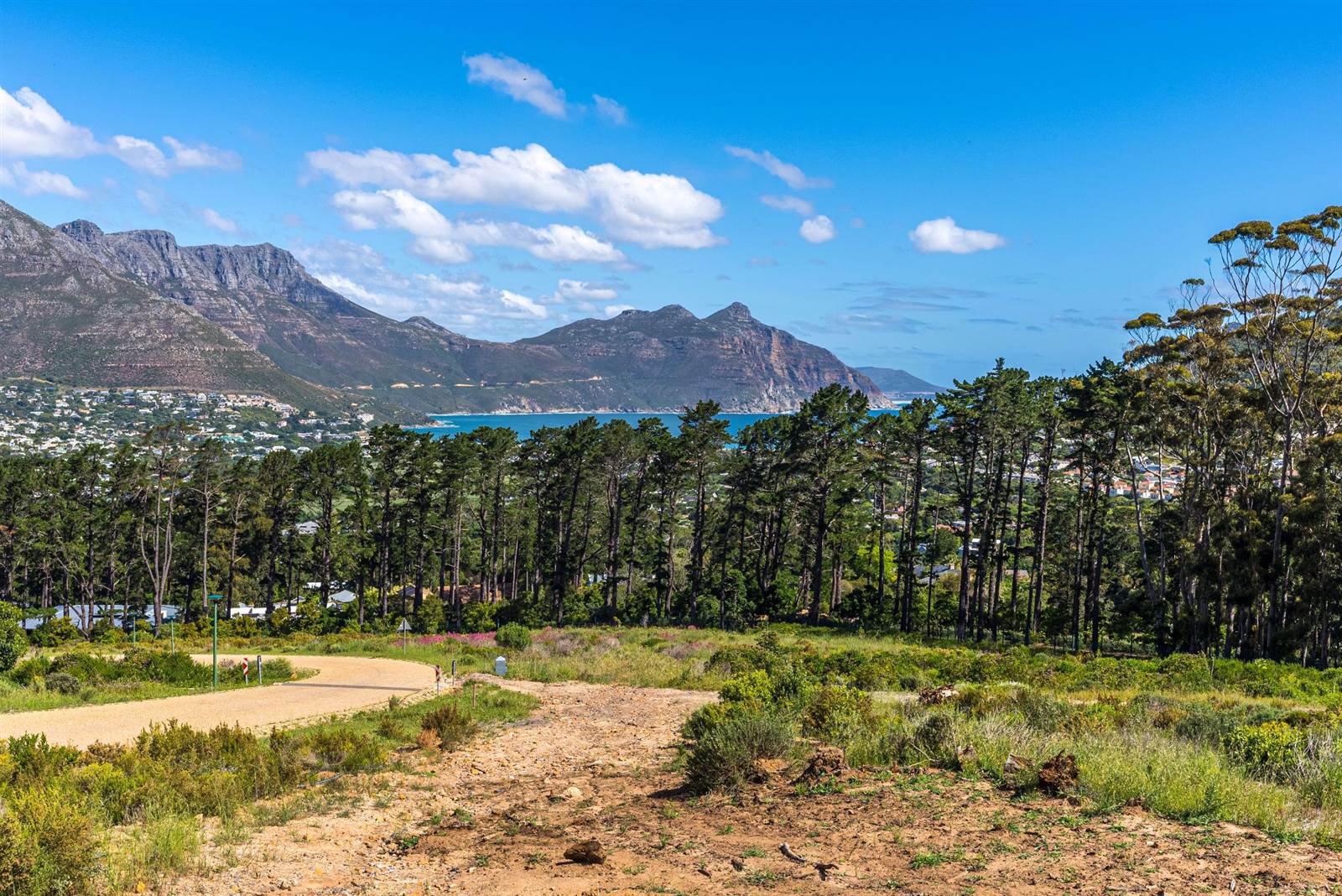 1121 m² Land available in Hout Bay and surrounds photo number 4