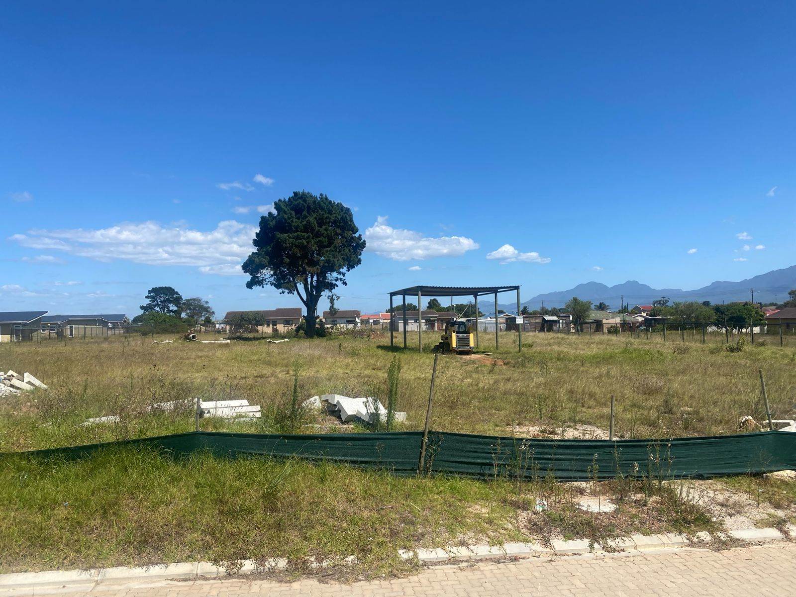 300 m² Land available in Pacaltsdorp photo number 9
