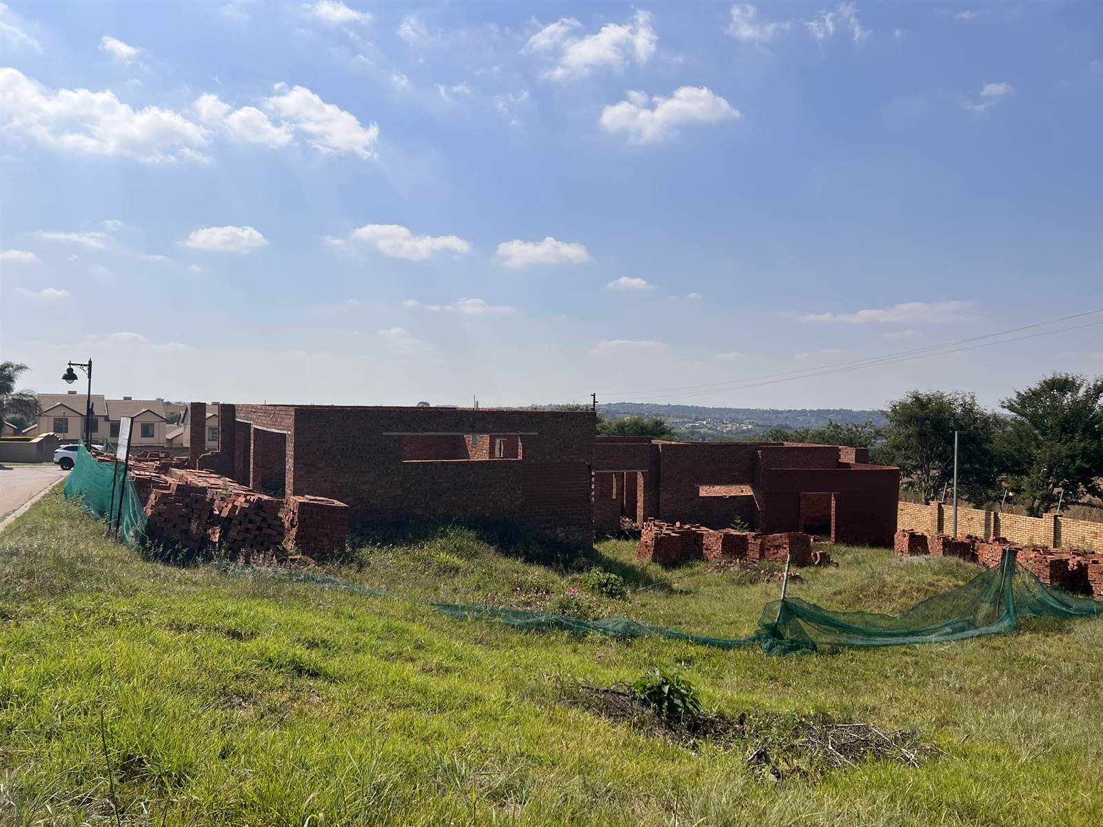 1614 m² Land available in Mooikloof Equestrian Estate photo number 11