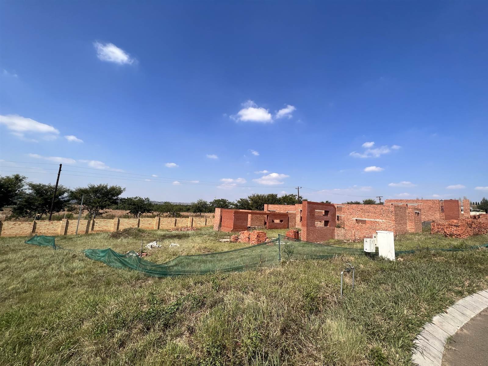 1614 m² Land available in Mooikloof Equestrian Estate photo number 7