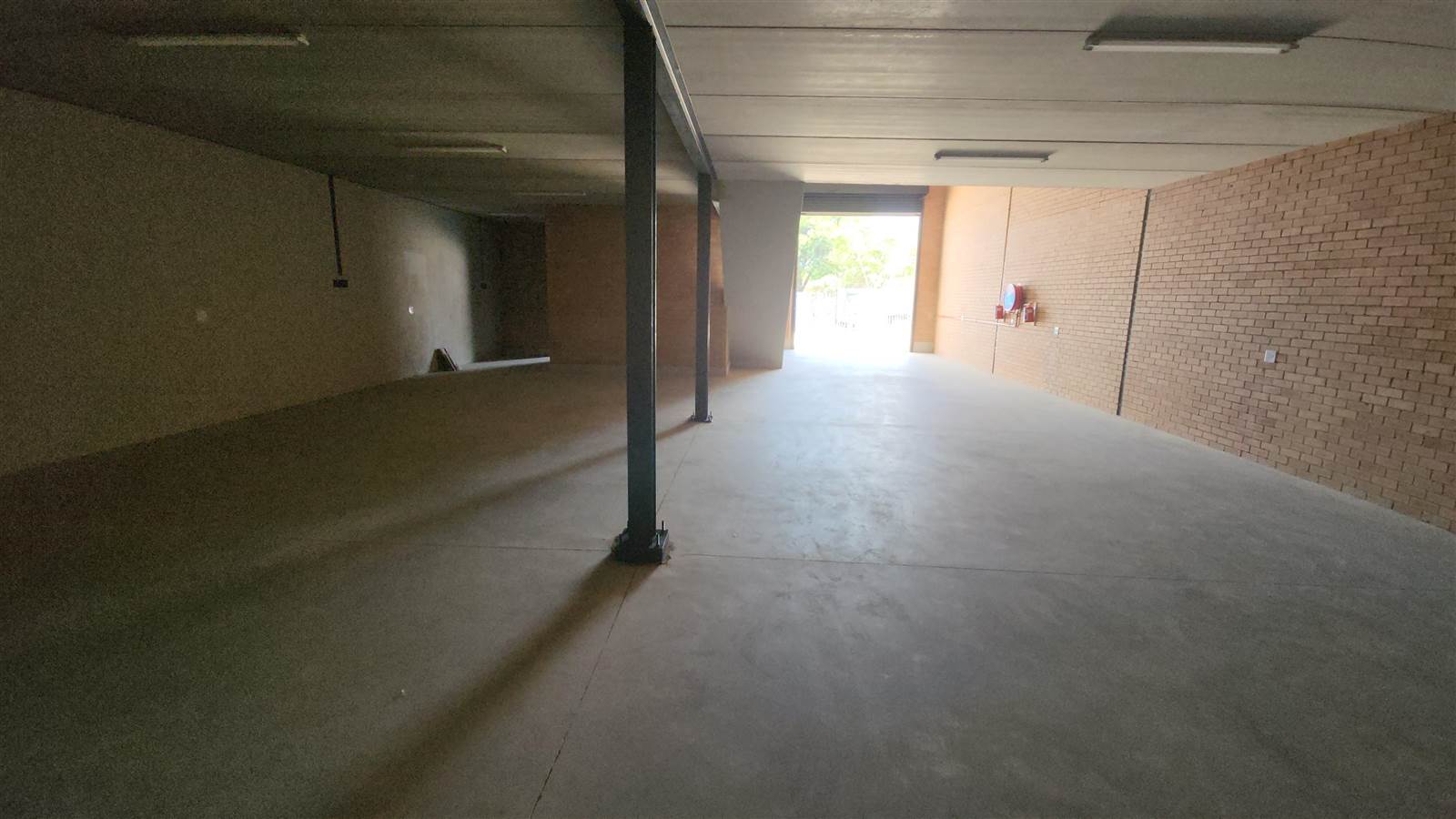 404  m² Industrial space in Kya Sands photo number 11
